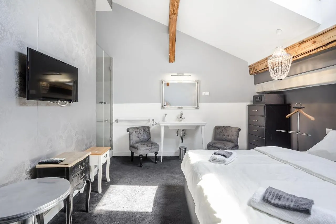 Nador Boutique- Best Location, By Bqa Budapest 0*,  Hungary