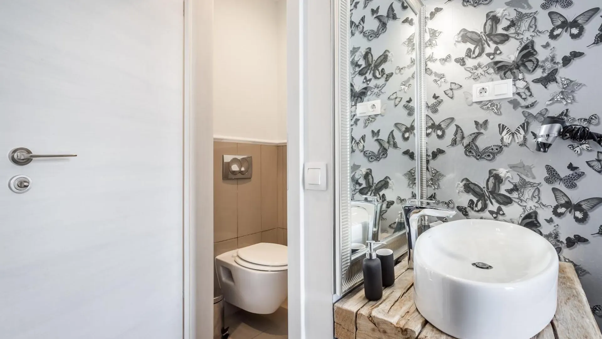 Nador Boutique- Best Location, By Bqa Budapest
